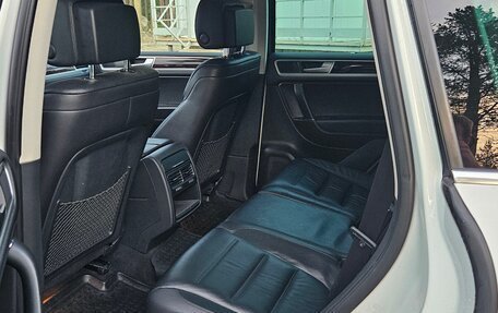 Volkswagen Touareg III, 2015 год, 2 400 000 рублей, 8 фотография