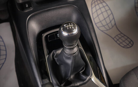 Toyota Corolla, 2019 год, 1 829 000 рублей, 17 фотография