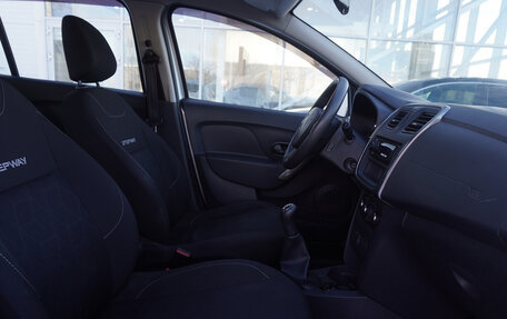 Renault Sandero II рестайлинг, 2018 год, 1 036 000 рублей, 18 фотография