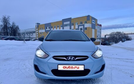 Hyundai Solaris II рестайлинг, 2012 год, 850 000 рублей, 2 фотография
