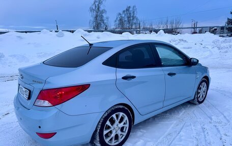 Hyundai Solaris II рестайлинг, 2012 год, 850 000 рублей, 4 фотография