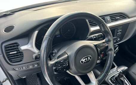 KIA Rio IV, 2021 год, 1 590 000 рублей, 11 фотография