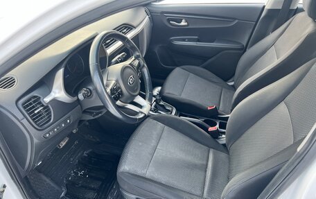 KIA Rio IV, 2021 год, 1 590 000 рублей, 9 фотография