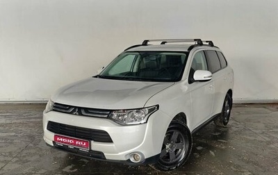 Mitsubishi Outlander III рестайлинг 3, 2013 год, 1 486 000 рублей, 1 фотография