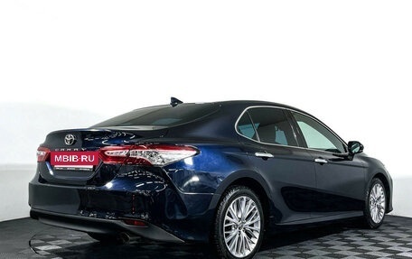 Toyota Camry, 2018 год, 2 547 000 рублей, 5 фотография