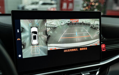 Toyota Highlander, 2025 год, 5 990 000 рублей, 17 фотография