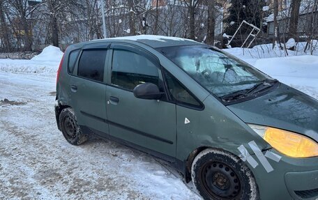 Mitsubishi Colt VI рестайлинг, 2004 год, 200 000 рублей, 6 фотография