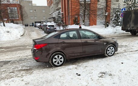 Hyundai Solaris II рестайлинг, 2014 год, 1 250 000 рублей, 2 фотография