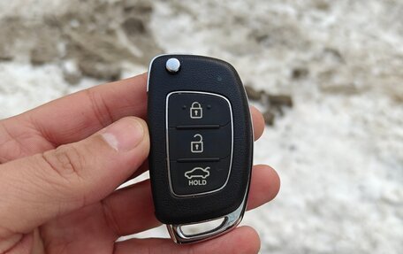 Hyundai Solaris II рестайлинг, 2014 год, 1 250 000 рублей, 21 фотография