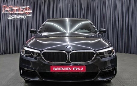 BMW 5 серия, 2020 год, 5 298 000 рублей, 2 фотография
