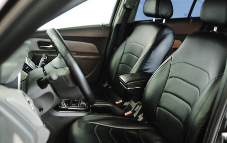 Chevrolet Cruze II, 2010 год, 550 000 рублей, 7 фотография