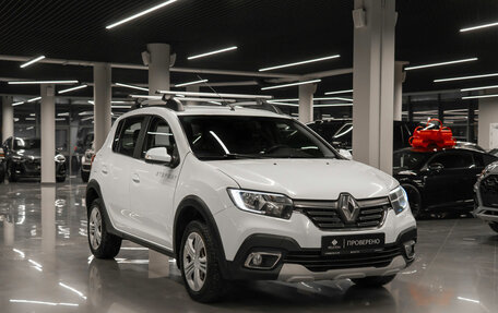 Renault Sandero II рестайлинг, 2020 год, 1 230 000 рублей, 2 фотография