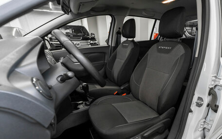 Renault Sandero II рестайлинг, 2020 год, 1 230 000 рублей, 9 фотография