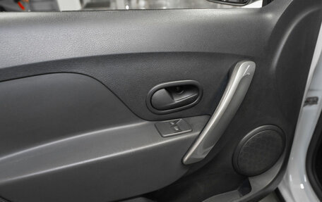 Renault Sandero II рестайлинг, 2020 год, 1 230 000 рублей, 13 фотография