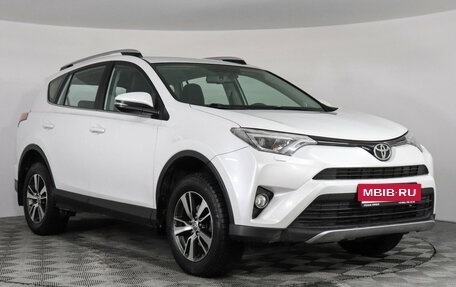 Toyota RAV4, 2018 год, 3 000 000 рублей, 3 фотография