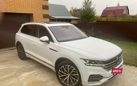 Volkswagen Touareg III, 2023 год, 9 900 000 рублей, 2 фотография