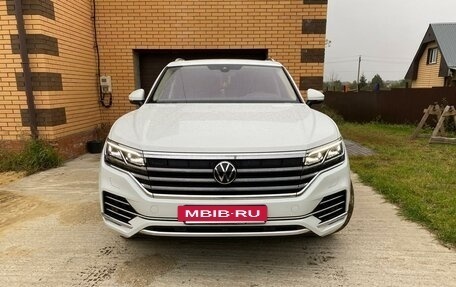 Volkswagen Touareg III, 2023 год, 9 900 000 рублей, 5 фотография