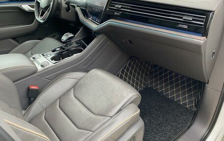 Volkswagen Touareg III, 2023 год, 9 900 000 рублей, 16 фотография