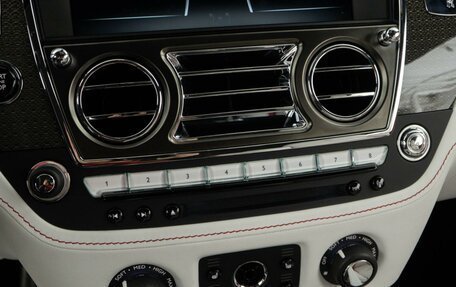 Rolls-Royce Wraith, 2021 год, 33 393 056 рублей, 23 фотография