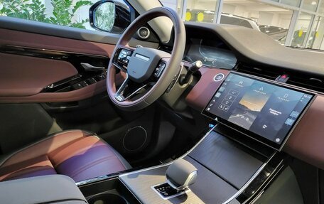 Land Rover Range Rover Evoque II, 2025 год, 6 790 000 рублей, 4 фотография