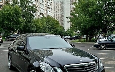 Mercedes-Benz E-Класс, 2011 год, 1 590 000 рублей, 3 фотография