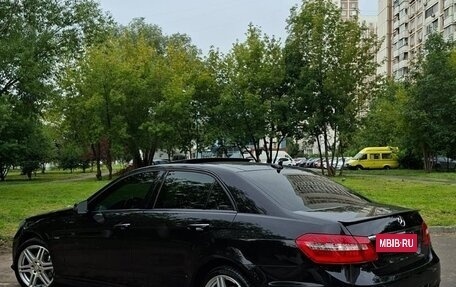 Mercedes-Benz E-Класс, 2011 год, 1 590 000 рублей, 14 фотография