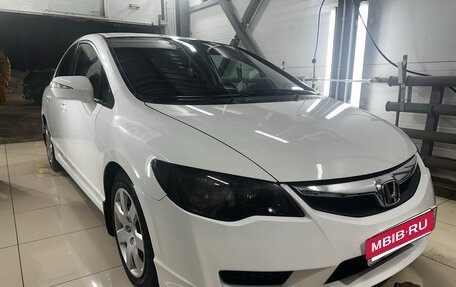 Honda Civic VIII, 2011 год, 1 000 000 рублей, 2 фотография