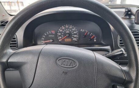 KIA Rio II, 2001 год, 285 000 рублей, 2 фотография