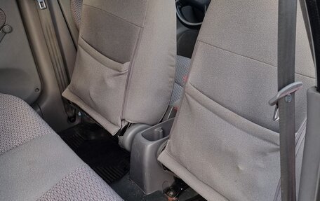 KIA Rio II, 2001 год, 285 000 рублей, 6 фотография