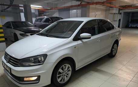 Volkswagen Polo VI (EU Market), 2017 год, 1 000 000 рублей, 2 фотография