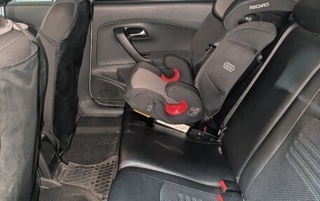 Volkswagen Polo VI (EU Market), 2017 год, 1 000 000 рублей, 26 фотография