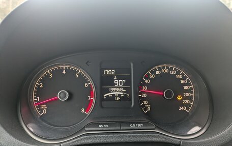 Volkswagen Polo VI (EU Market), 2017 год, 1 000 000 рублей, 36 фотография