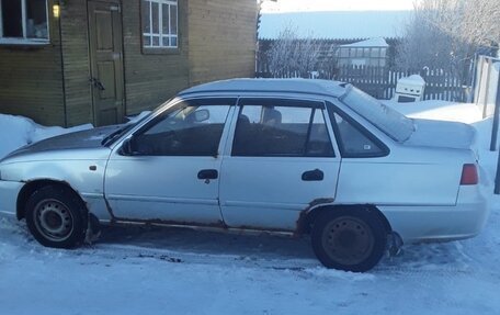 Daewoo Nexia I рестайлинг, 2013 год, 100 000 рублей, 2 фотография
