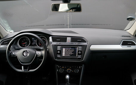 Volkswagen Tiguan II, 2017 год, 2 630 000 рублей, 10 фотография