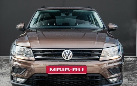 Volkswagen Tiguan II, 2017 год, 2 630 000 рублей, 2 фотография