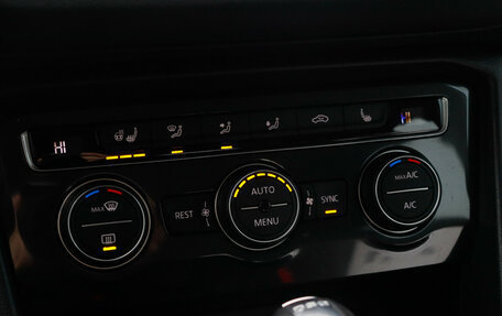 Volkswagen Tiguan II, 2017 год, 2 630 000 рублей, 18 фотография