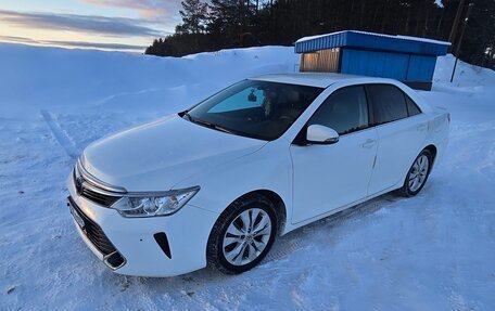 Toyota Camry, 2016 год, 2 060 000 рублей, 2 фотография
