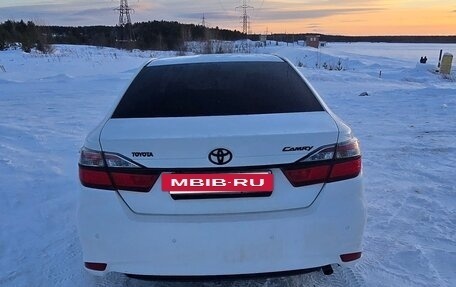 Toyota Camry, 2016 год, 2 060 000 рублей, 6 фотография