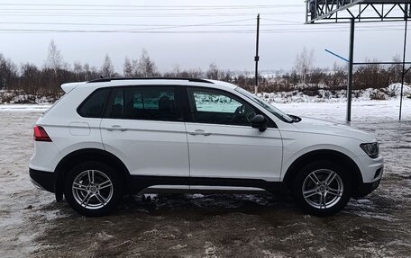 Volkswagen Tiguan II, 2019 год, 3 150 000 рублей, 7 фотография