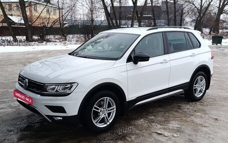 Volkswagen Tiguan II, 2019 год, 3 150 000 рублей, 5 фотография