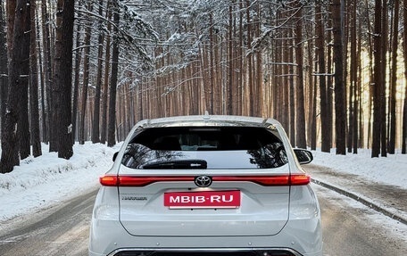 Toyota Harrier, 2020 год, 4 090 000 рублей, 5 фотография