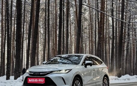 Toyota Harrier, 2020 год, 4 090 000 рублей, 3 фотография