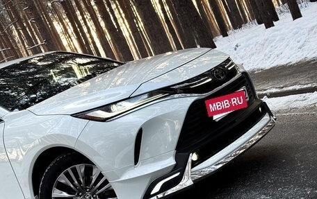 Toyota Harrier, 2020 год, 4 090 000 рублей, 10 фотография