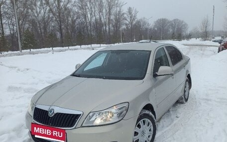 Skoda Octavia, 2013 год, 1 040 000 рублей, 2 фотография