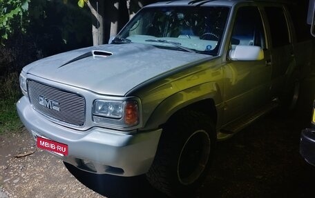 GMC Yukon III, 2000 год, 1 700 рублей, 5 фотография