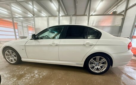 BMW 3 серия, 2011 год, 1 500 000 рублей, 4 фотография