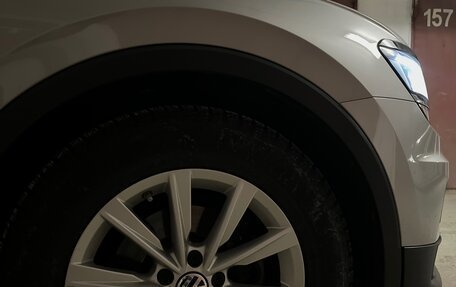 Volkswagen Tiguan II, 2018 год, 2 850 000 рублей, 7 фотография