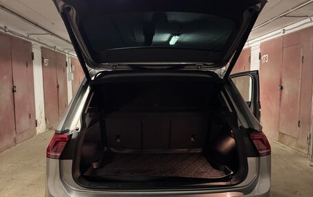 Volkswagen Tiguan II, 2018 год, 2 850 000 рублей, 20 фотография