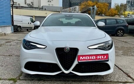Alfa Romeo Giulia II, 2021 год, 6 800 000 рублей, 1 фотография