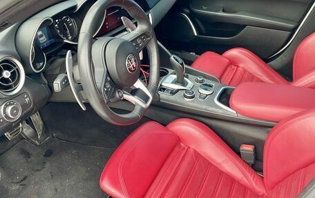 Alfa Romeo Giulia II, 2021 год, 6 800 000 рублей, 5 фотография